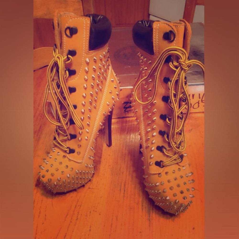 Zigi Girl Z-Jo Studs Shoes(pls no scams)